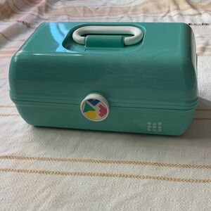 Caboodles “On the Go Girl” Storage Case in Teal Marble